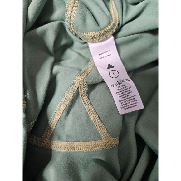 Alphalete Alphalux Sports Bra and Vitality Shorts Activewear Small - Picture 6 of 7